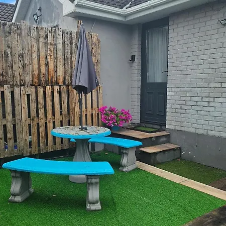 Private 1 Bedroom Apartment