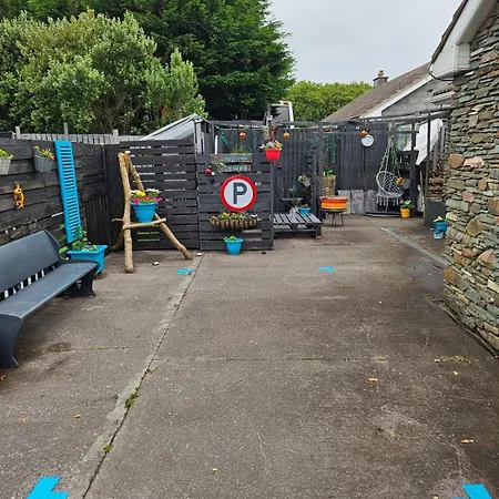 Private 1 Bedroom Apartment *